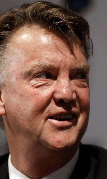 United manager Van Gaal will stick with promise to retire in 2017
